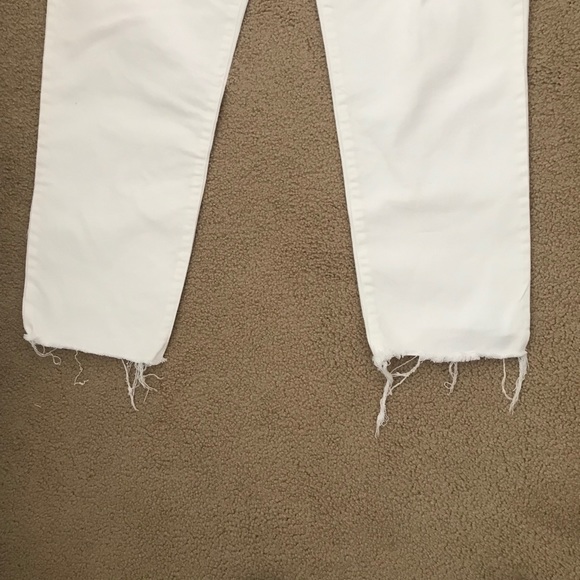 White Gap Jeans with Light Distressing - Picture 4 of 6